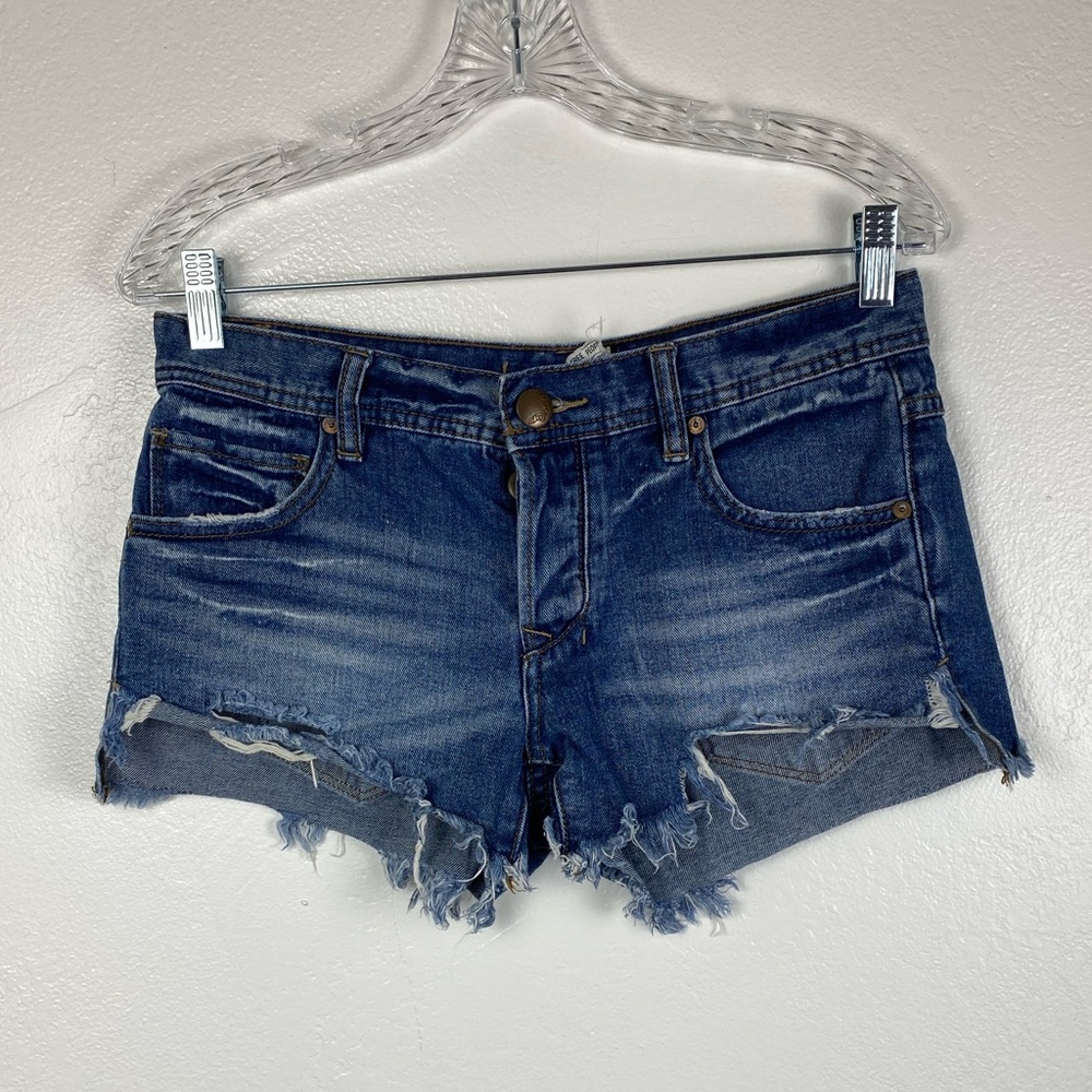 Free People Distressed Denim Blue Jean Shorts Women’s size 25